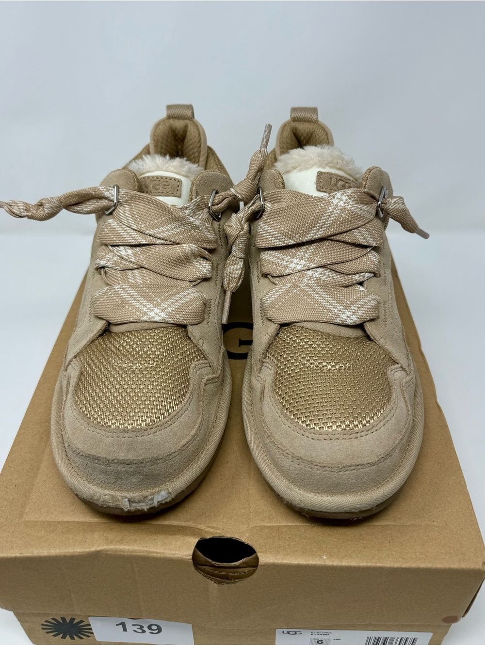 UGG Lowmel Sneakers In Sand New With Damage Women’s Size 6M